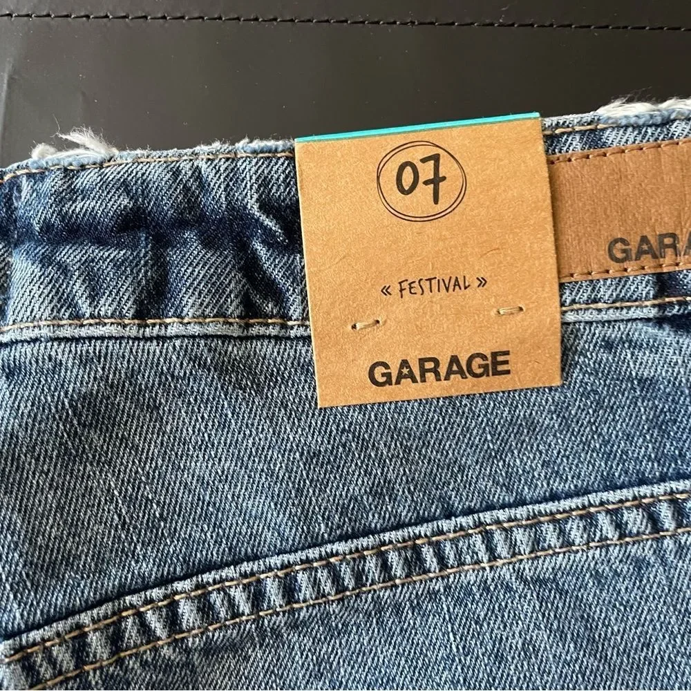 Garage Distressed Blue Jean Shorts 7 NWT 90s Y2K Festival Streetwear Indie